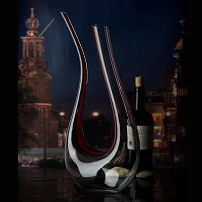 精品红黑竖琴醒酒器